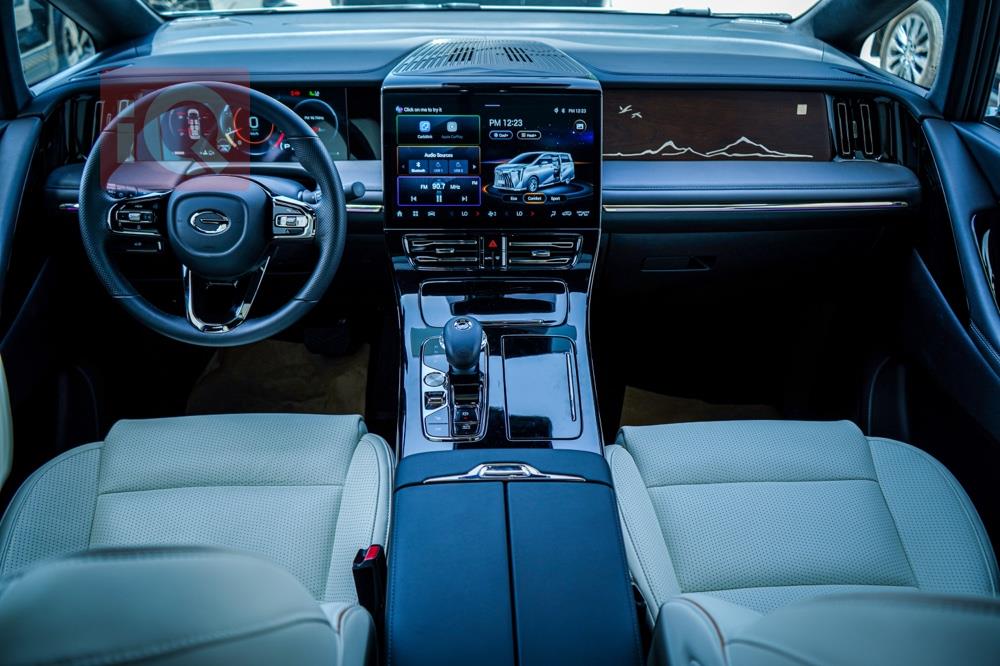 https://cdn.iqcars.ioimage_picker_64694C7D-706E-4511-AECE-4A5D77FBC0C3-94248-00002E82E6B8DA41_out.jpg